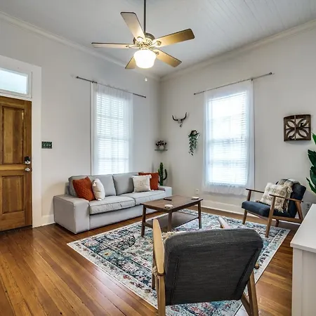 Downtown Historic 2Bdrm, Walk To Riverwalk, Alamo; Beautifully Renovated! San Antonio Exterior photo
